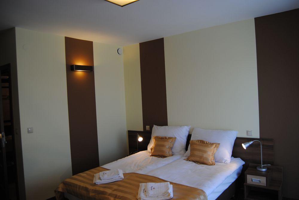 Hotel Magnolia Tychy Dış mekan fotoğraf